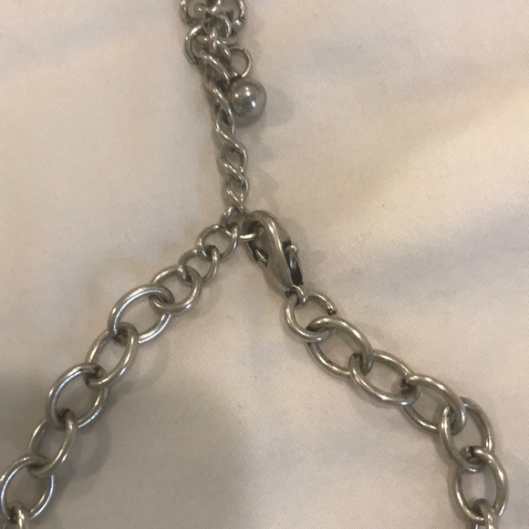 Long necklace - Picture 3 of 3